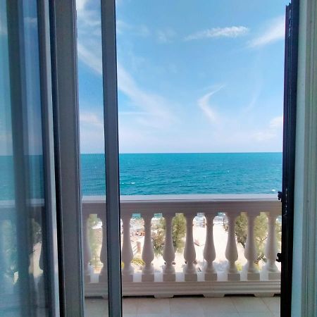 Vento Di Bolina Bed and Breakfast Giovinazzo Exteriör bild