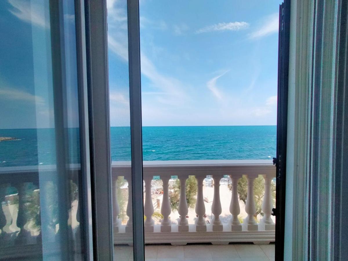 Vento Di Bolina Bed and Breakfast Giovinazzo Exteriör bild